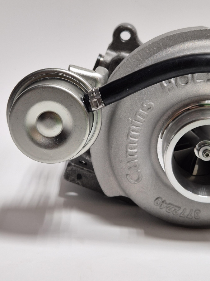 Турбокомпрессор HOLSET HE200WG ISF 3.8 3777896 C+