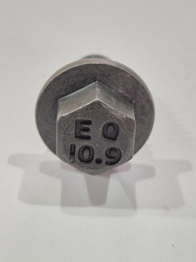 Болт крепления шкива насоса ГУР ISF2.8 O+