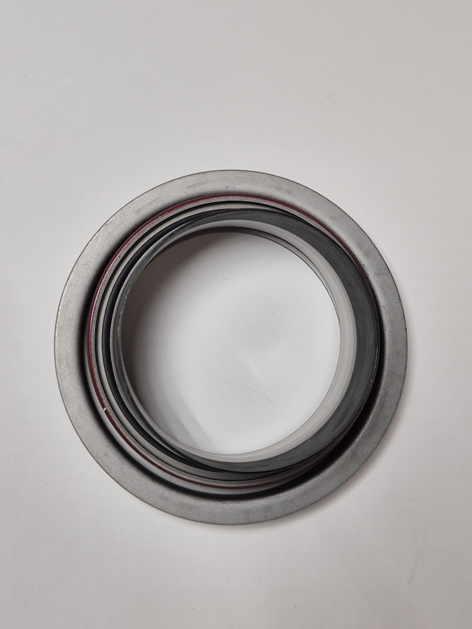 Сальник к/в передний 6CT,L,ISCe,ISLe,QSC,QSL 3921928/3925626/3908277 C+