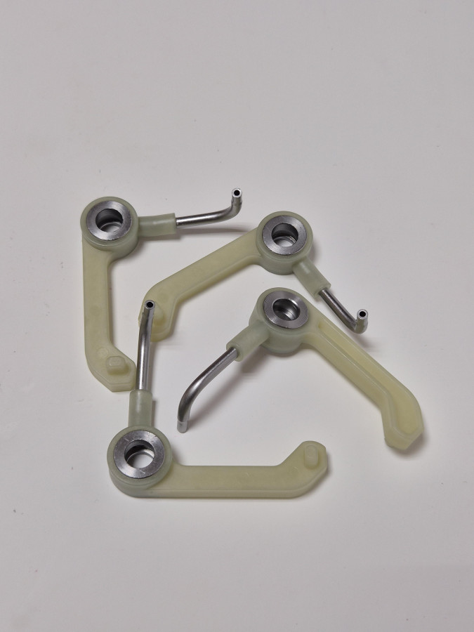 Форсунка охлаждения поршня ISF3.8,4BT,6BT,ISBe 4937308 O+