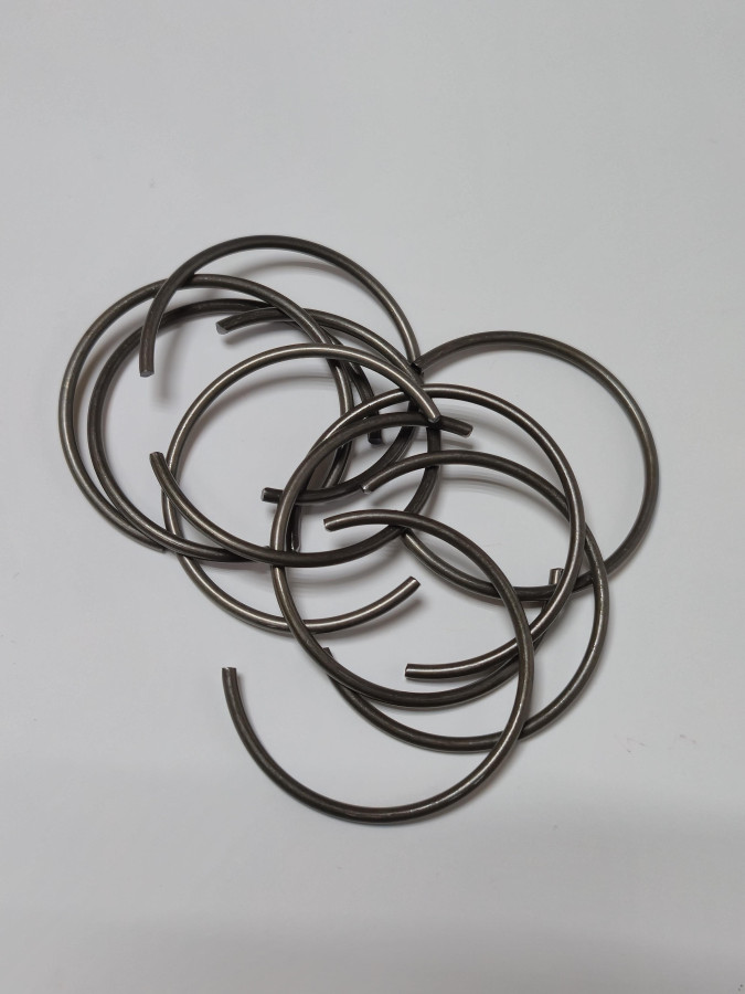 Кольцо стопорное поршневого пальца ISF2.8 5272201/4976250 O-