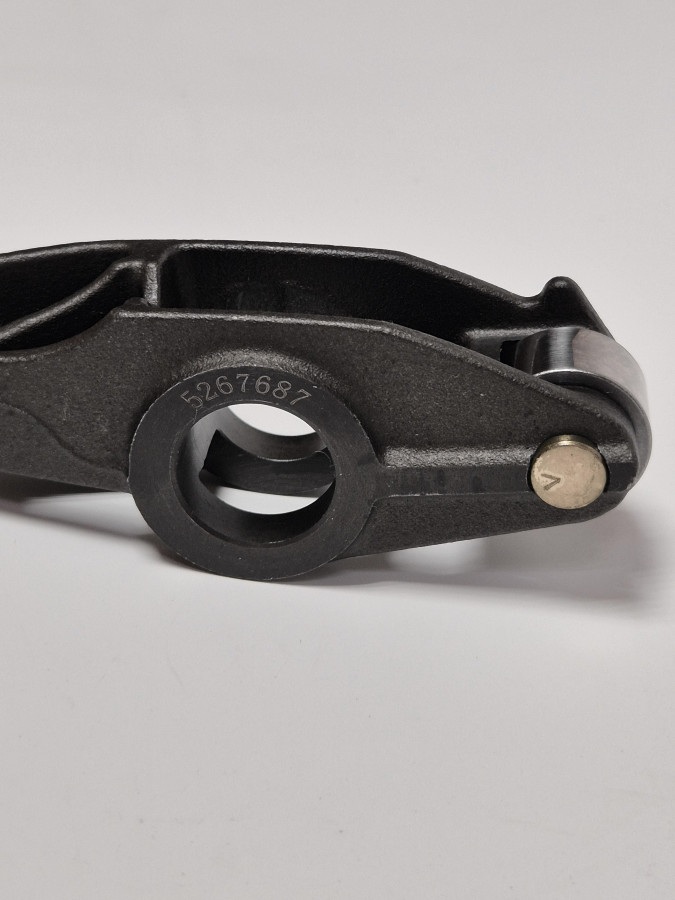 Коромысло выпускного клапана ISF 2.8 5267688/5267687 O+