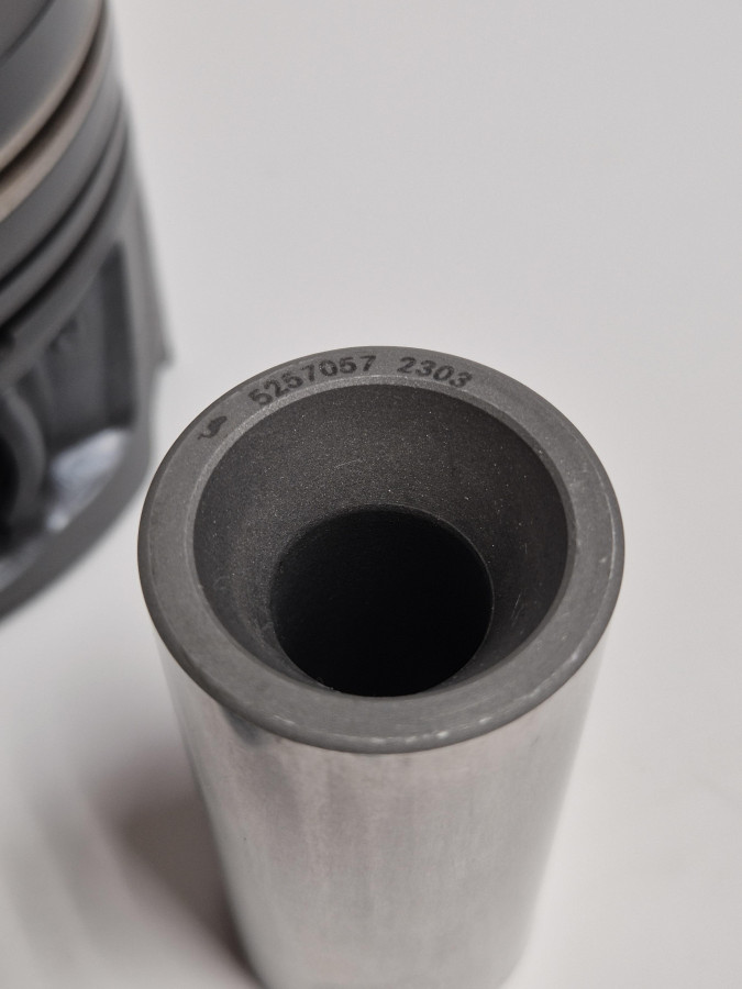 Поршень двигателя ISF2.8 94 mm в сборе 4995266 O-