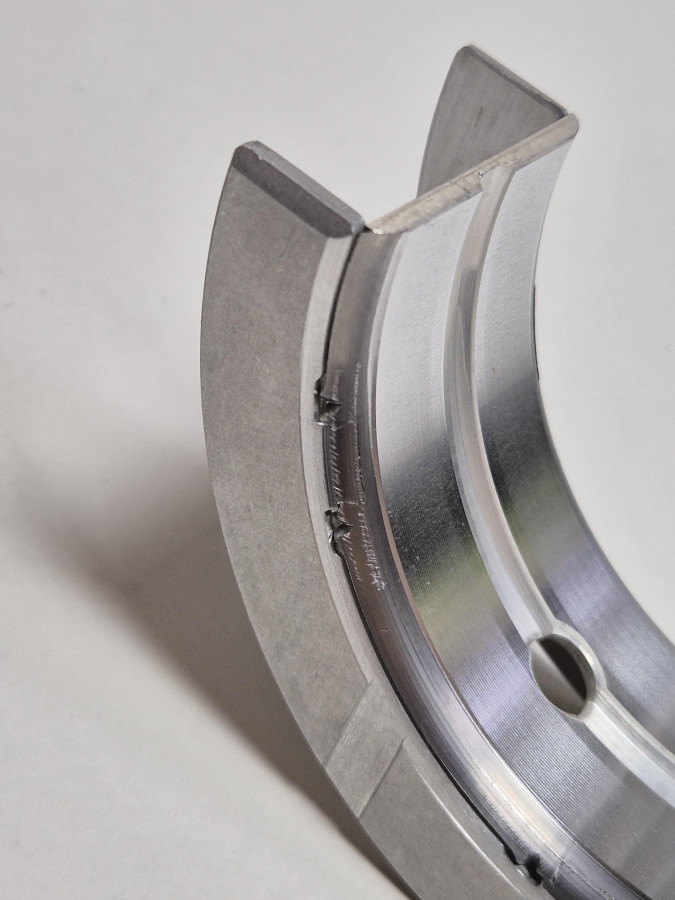 Вкладыш коренной упорный к/в верхний 0.00 ISF3.8,ISBe,ISDe,QSB,4BT,6BT 3978822,3927772,3906230 O+