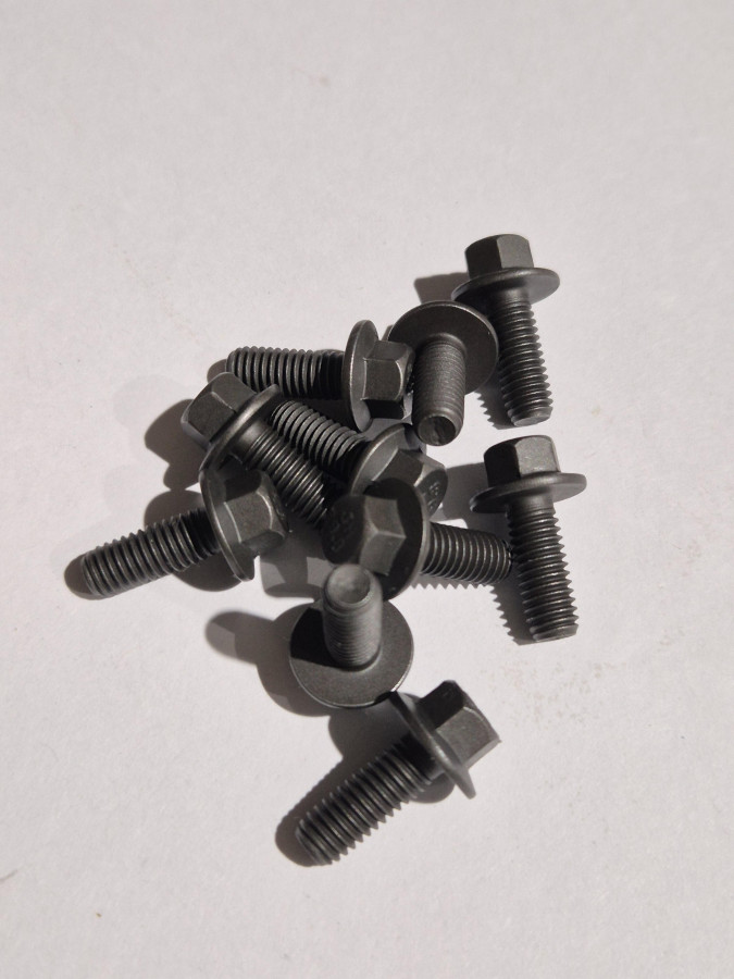 Болт пластины вент. ISF2.8, трубки слива масла ТКР ISF2.8/3.8, перепуск.патр.ISF3.8,ISLe 3902261 O+