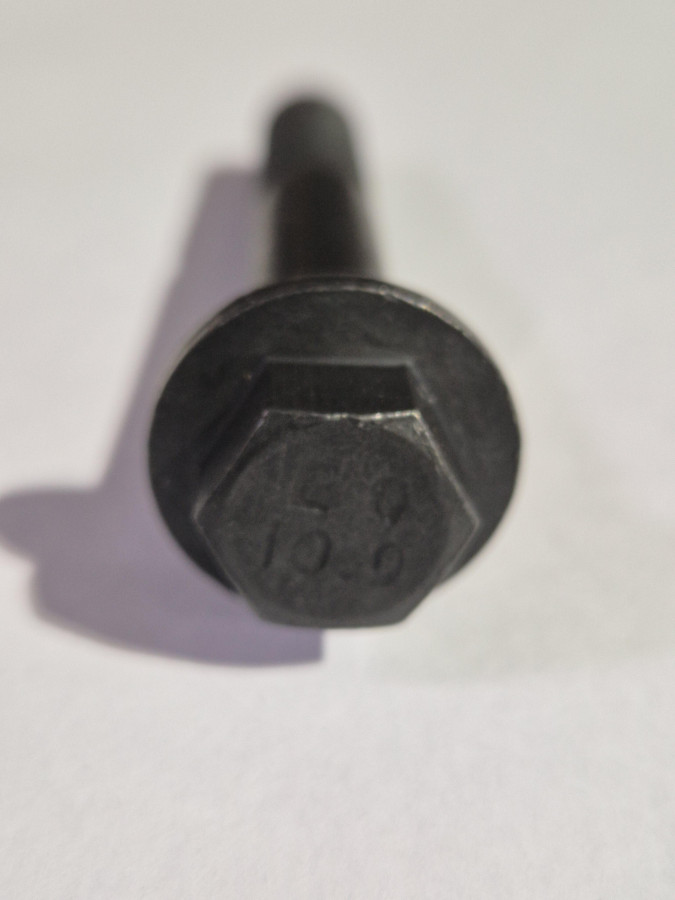 Болт крепления картера маховика ISF3.8,ISBe O+