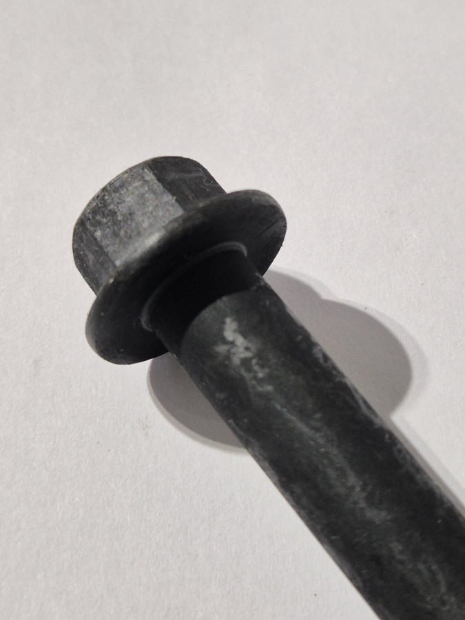 Болт картера маховика ISF3.8 O+