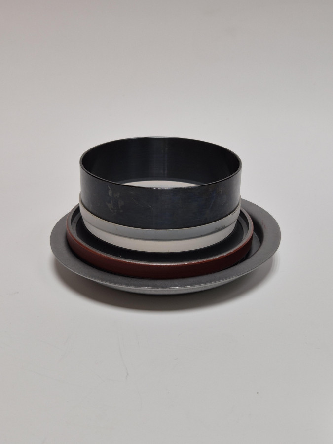 Сальник к/в передний 6CT,L,ISCe,ISLe,QSC,QSL 3921928/3925626/3908277 O+