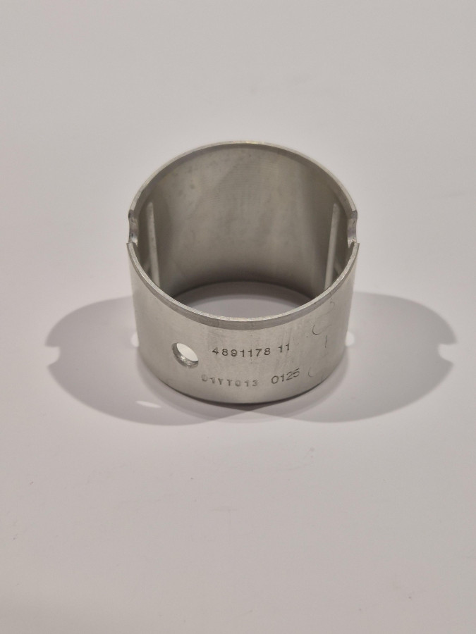 Втулка шатуна 4BT,6BT,ISBe,ISDe 3901085/3941476 43 мм O+