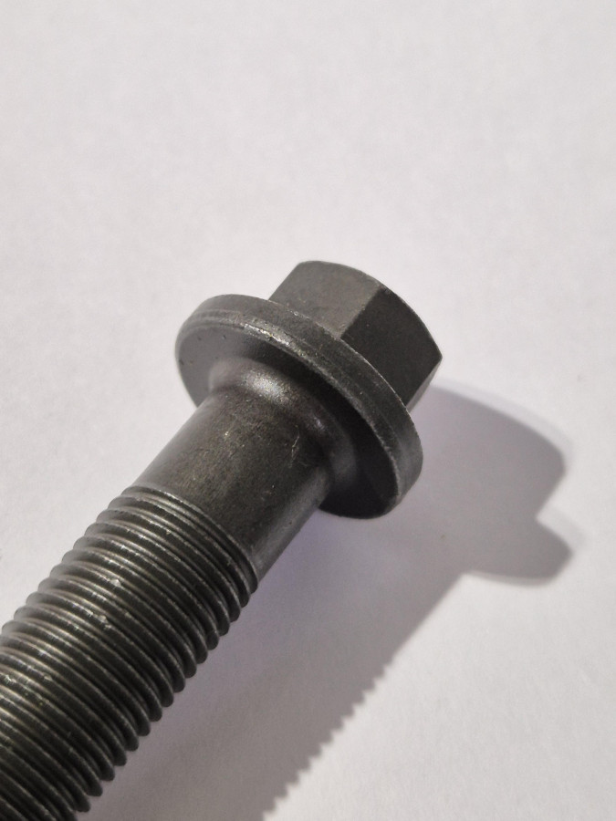 Болт крепления крышки шатуна ISLe 8.9L O+