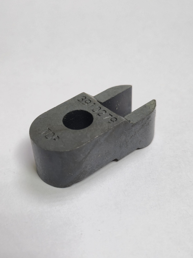 Зажим форсунки 6CT 3902702/3909923