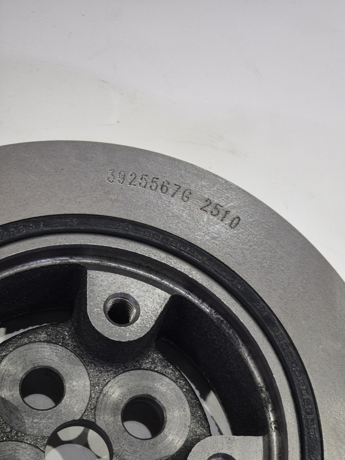 Гаситель крутильных колебаний демпфер 6CT 3922557/4940755