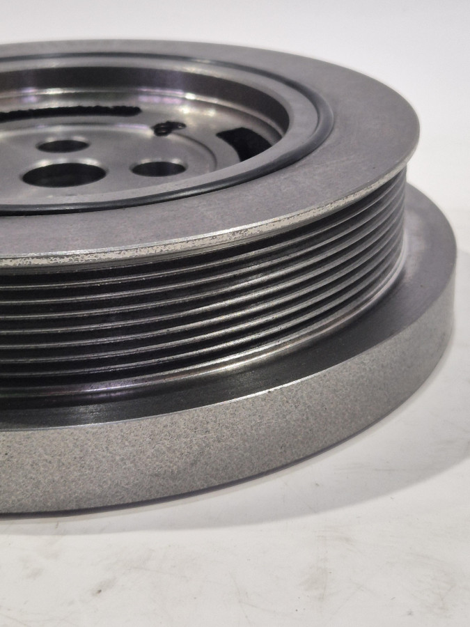 Гаситель крутильных колебаний демпфер 6CT 3922557/4940755