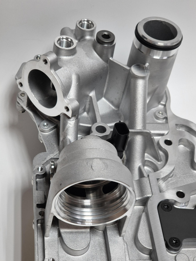 Насос масляный ISF 2.8 5272726/5302884 н/о 16 мм E3 O+