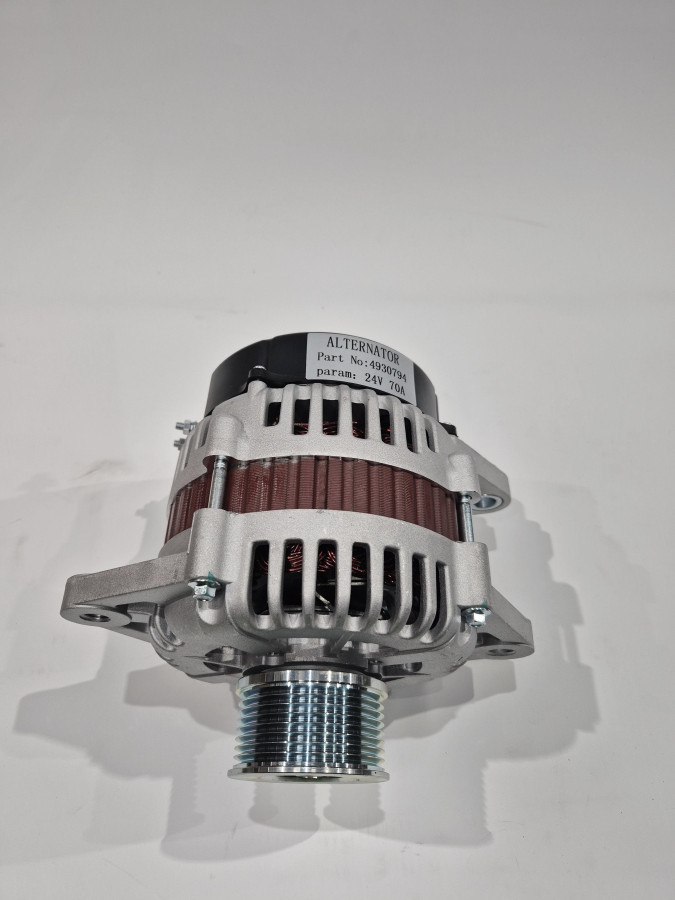 Генератор ISLe 28V/70A 4934903 C+