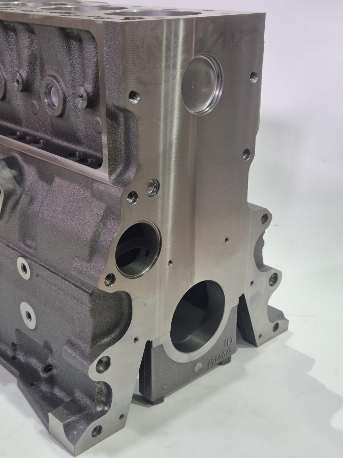 Блок цилиндров 4BT C+