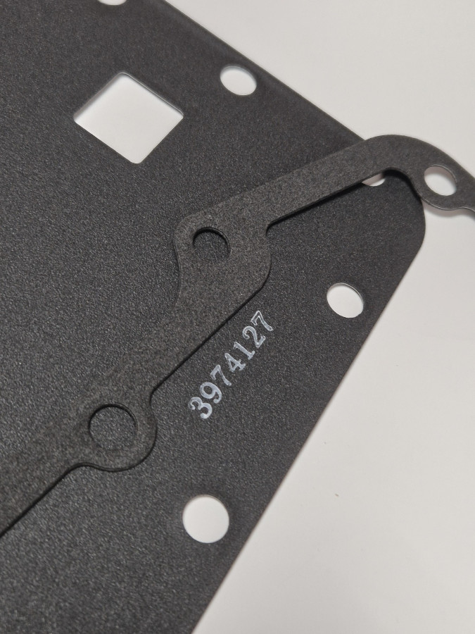 Прокладка маслоохладителя комплект ISBe (4896409+4895742) C+