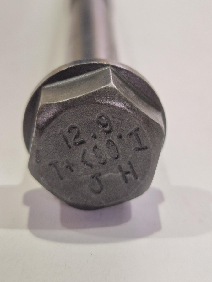 Болт ГБЦ ISBe,ISDe O+