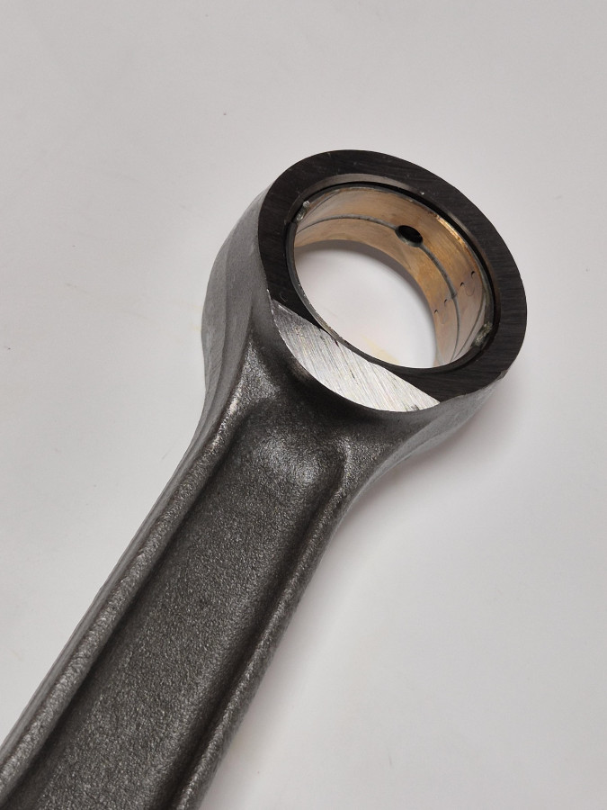 Шатун двигателя 6CT,ISCe,QSC,CGe250,CGe280 5266243,5289332,3971394,3924350,3901224,3901383 C+