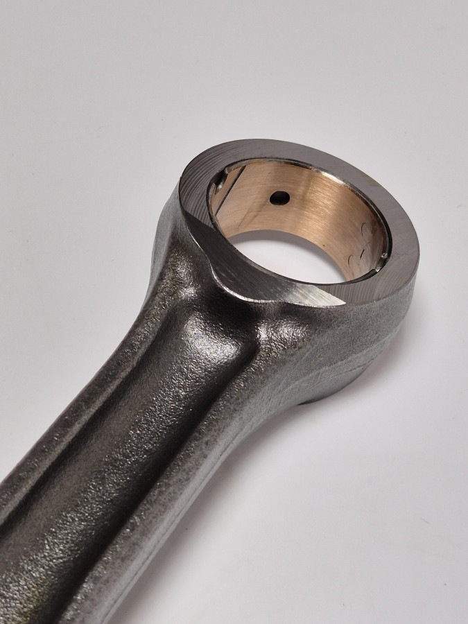 Шатун двигателя ISBe,ISDe,ISF3.8/4.5,QSB 5257364,4898808,3971212,3954658,4943977 C+