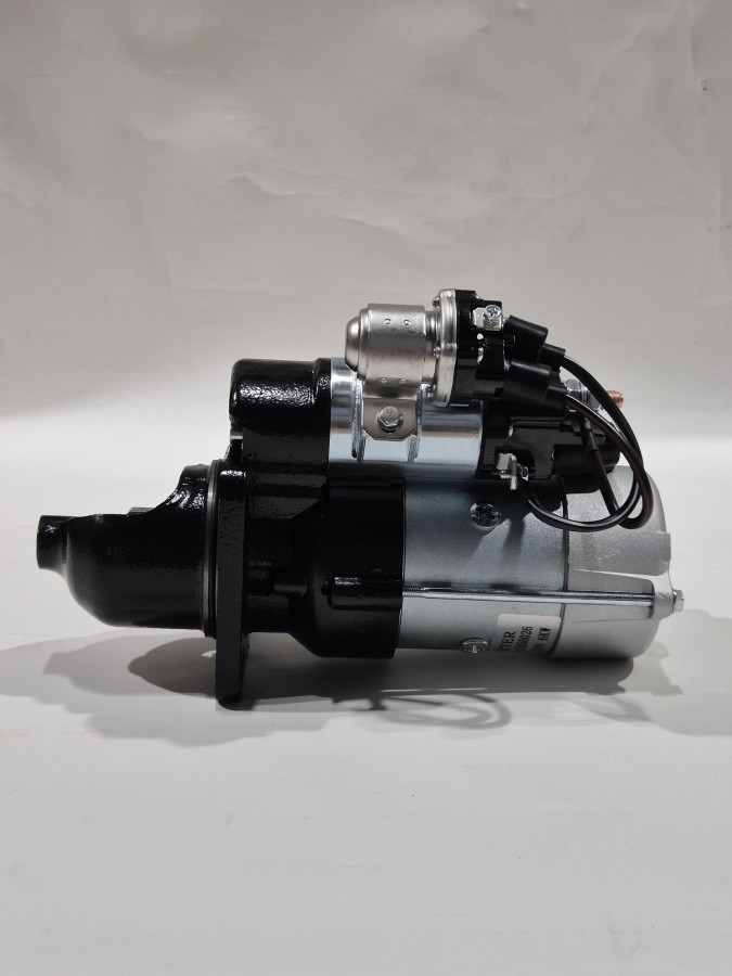 Стартер ISF3.8 24W 6kW M93R3042SE выносное реле C+