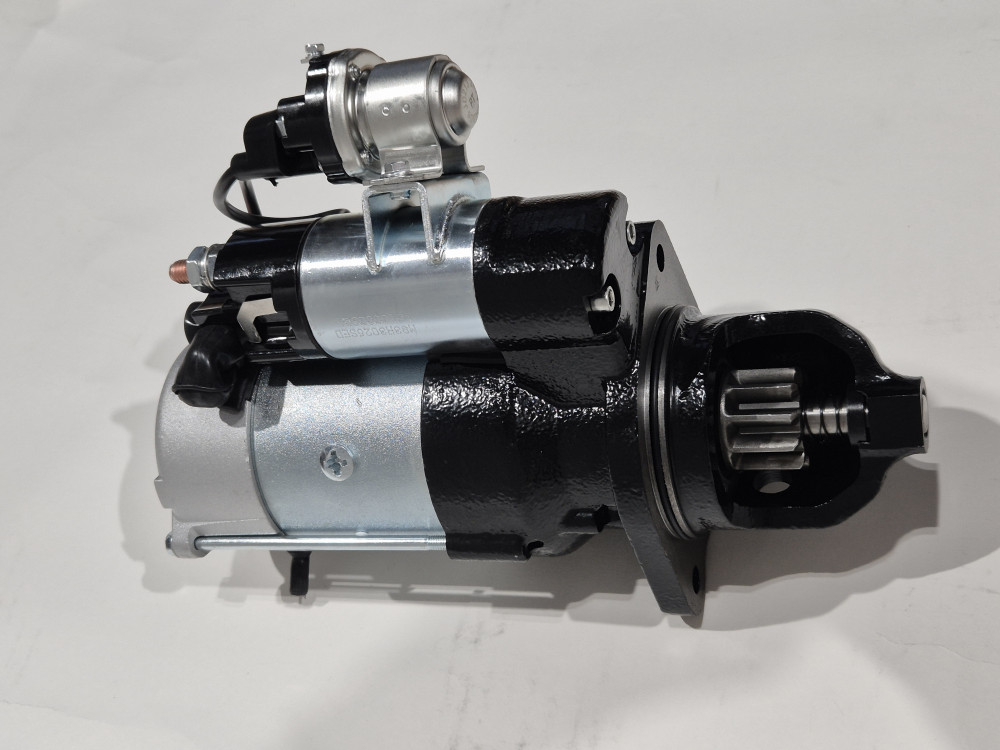 Стартер ISF3.8 24W 6kW M93R3042SE выносное реле C+