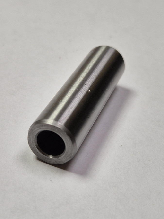 Втулка направляющая клапана ISLe,ISC,ISL Gas,QSC8.3,QSL9 3942645 C+