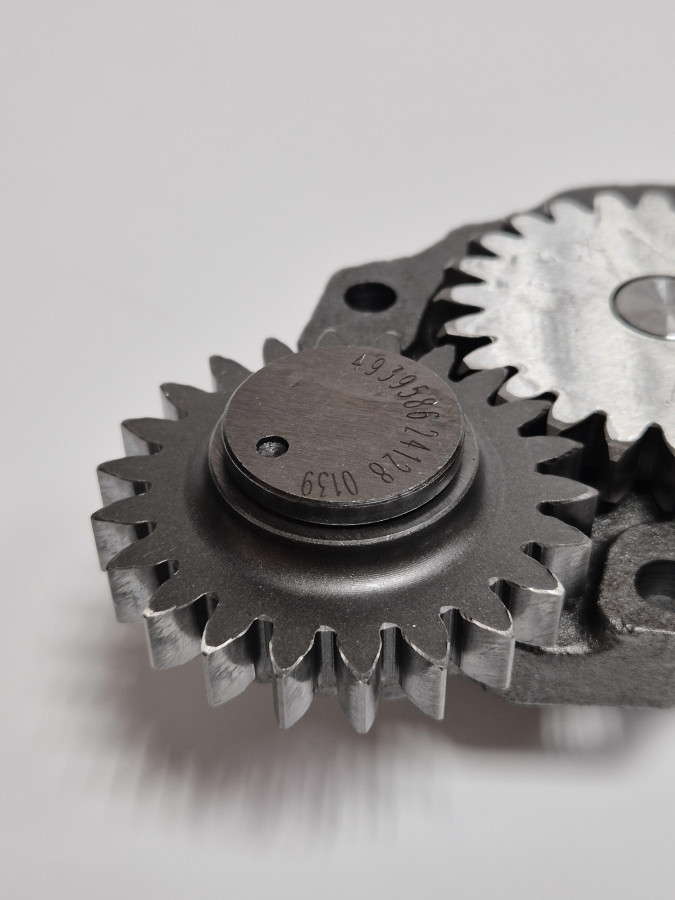 Насос масляный ISBe150,185 3974781/5313086/5273937/3974781 C+