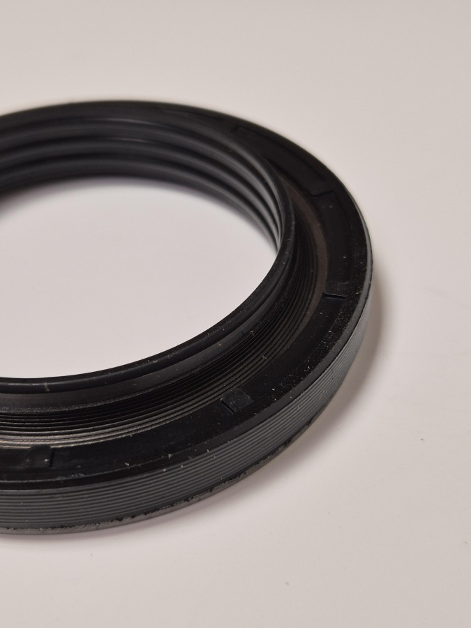 Сальник к/в передний ISF3.8/4.5,ISBe150,185,210 70*100*12,5*16 5338295 C+