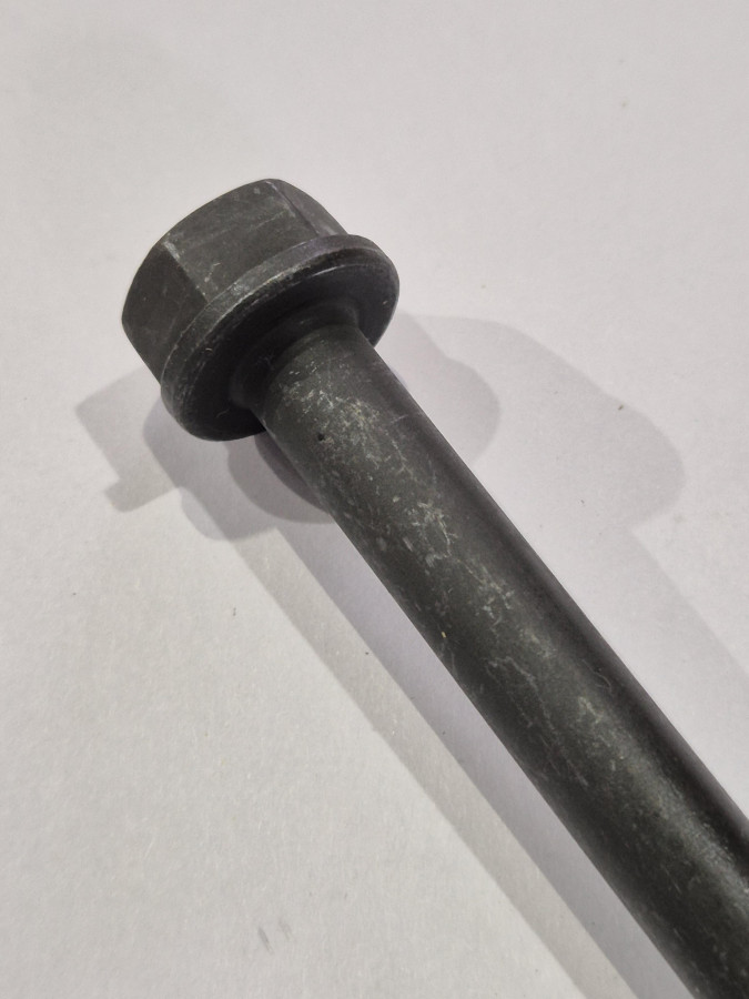 Болт ГБЦ ISF3.8/4.5 O+