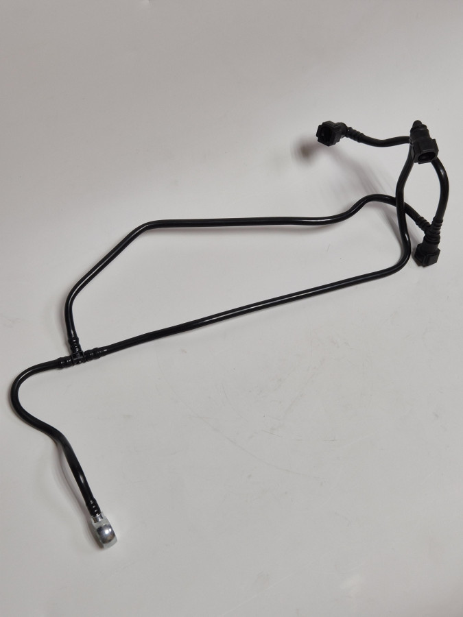 Трубка слива (обратки) топлива с рампы ISF3.8 5270253 C+