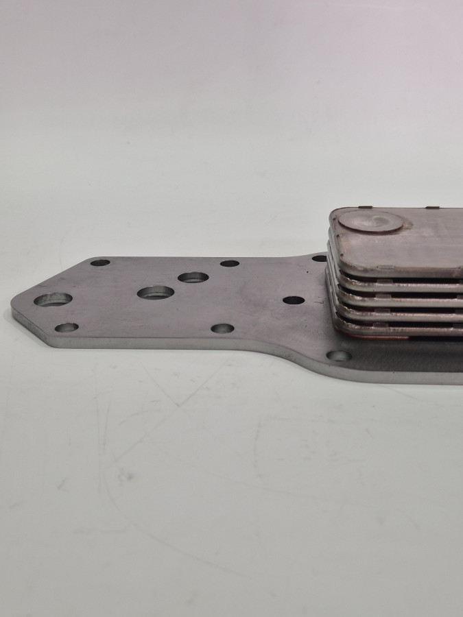 Маслоохладитель 4-6BT 3957544,3921588,3921557 C+