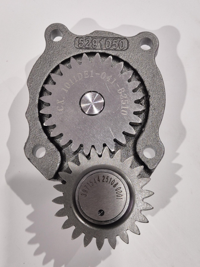 Насос масляный ISBe210 6ISBe 4939588 C+