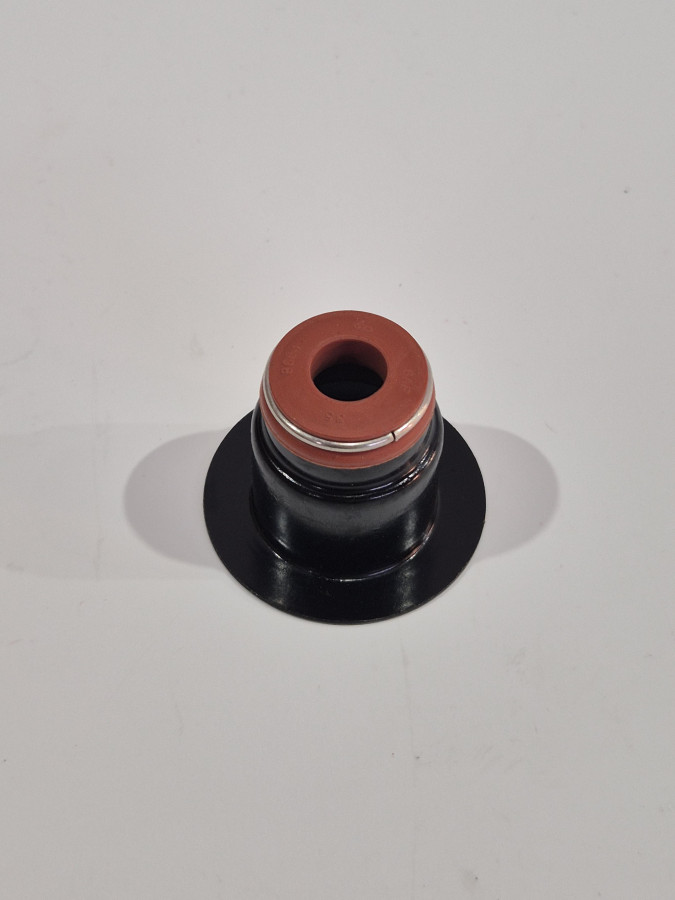 Колпачок маслоотражательный 6CT/CGe250 3915707/3927642/3901178 C+