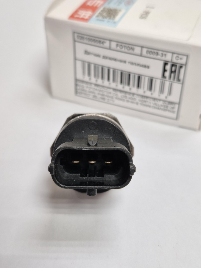 Датчик давления топлива в рампе 0281006326 ISF2.8 E3 C+