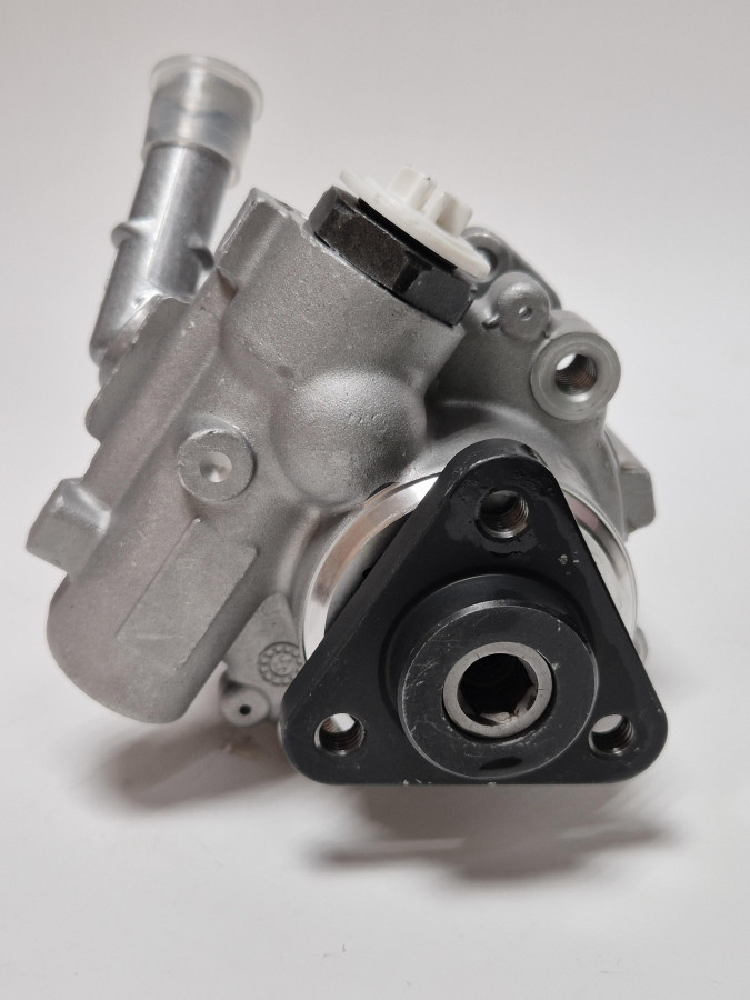 Насос ГУР ISF2.8 Е4 5286672 C+