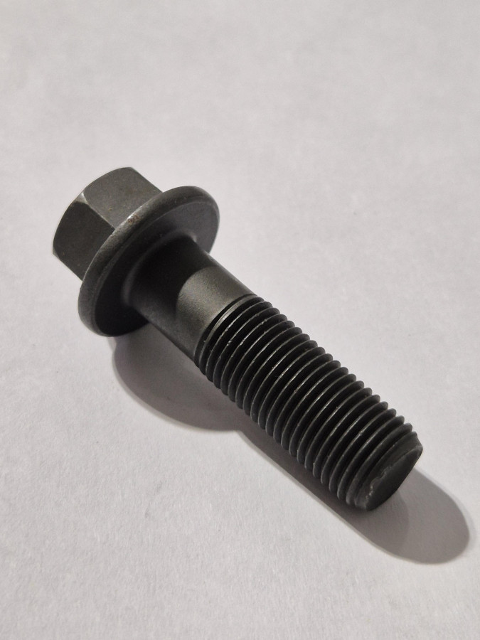 Болт крепеления гасителя крутильный колебаний коленвала ISF2.8 O+