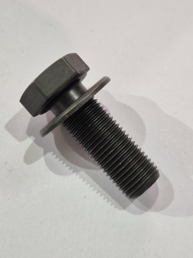 Болт крепления маховика ISF2.8 М12х1,25х31 O+