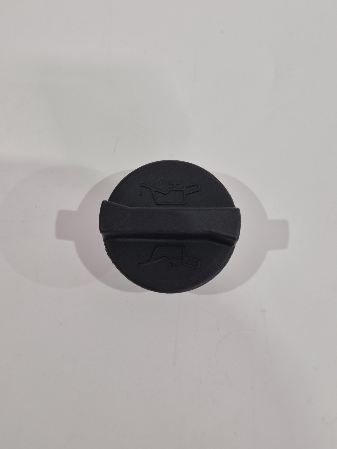 Крышка маслозаливной горловины ISF2.8 4946237 C+