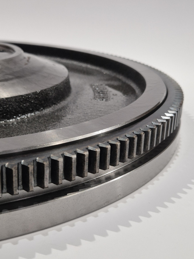 Маховик 6BT,6CT,EQB180,210-20 173зуб 3912907 C+