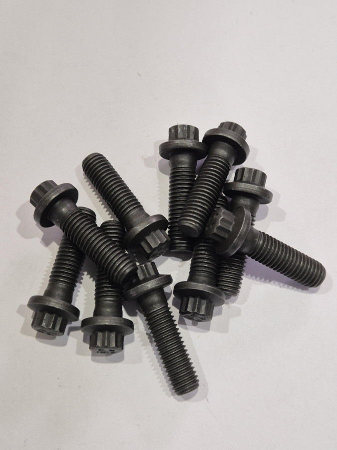 Болт крепления стартера ISF3.8,ISBe O+