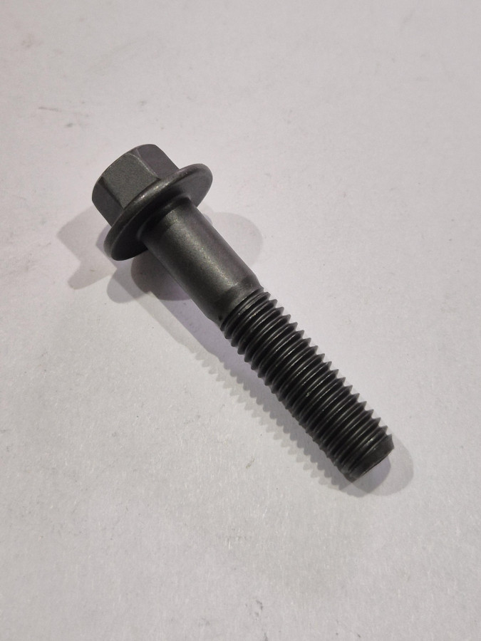 Болт крепления ТНВД ISF2.8 O+
