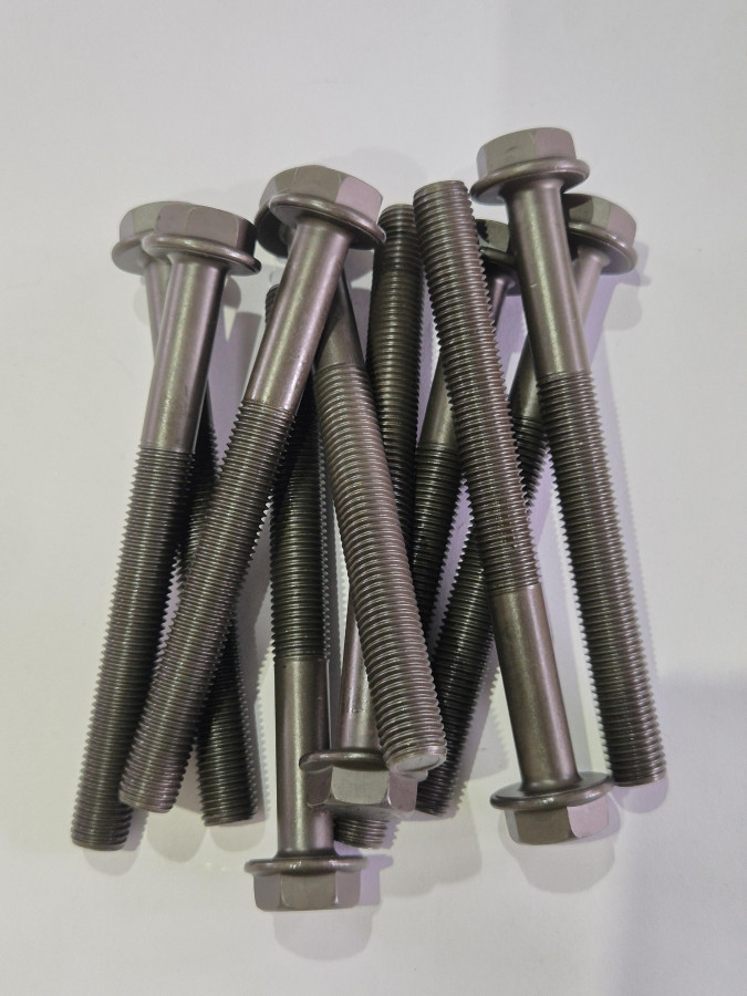 Болт крепления крышки коленчатого вала ISF2.8/3,8/6ISBe 4891353 O+