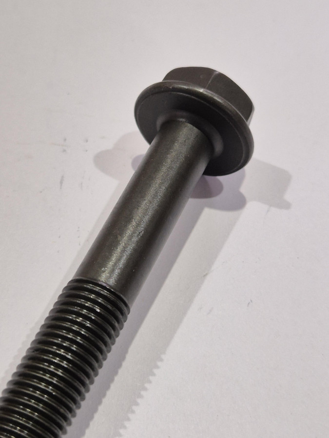 Болт крепления крышки коленчатого вала ISF2.8/3,8/6ISBe 4891353 O+