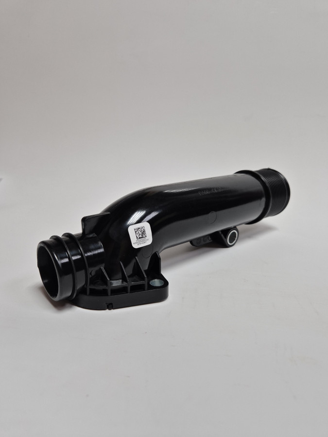 Патрубок входной водяной верхний ISF 3.8 пластик 5303283 C+