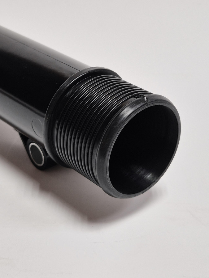 Патрубок входной водяной верхний ISF 3.8 пластик 5303283 C+