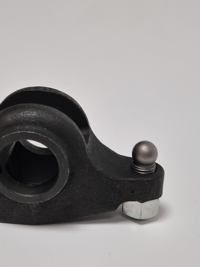 Коромысло выпускного клапана ISBe185 250 285-30 C+