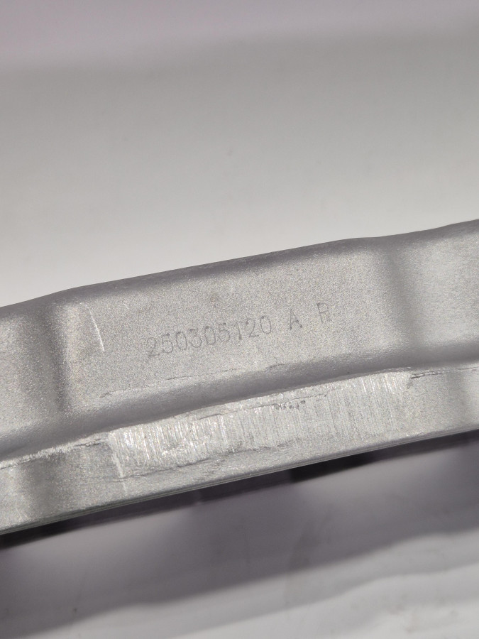 Крышка клапанная 4ISBE O+