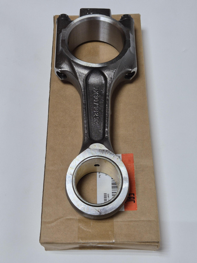 Шатун двигателя М11 3073522,3820302,3027107,3896970