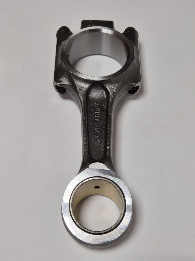 Шатун двигателя М11 3073522,3820302,3027107,3896970